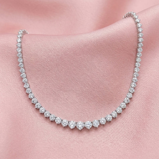 Freydis Ascendant Necklace -  Graduate 3-Prong Diamond Necklace